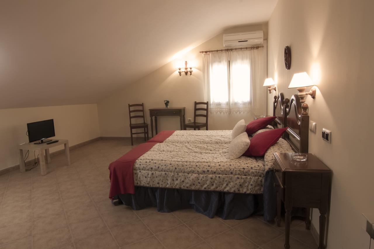 Hotel Mayno Pastrana Εξωτερικό φωτογραφία