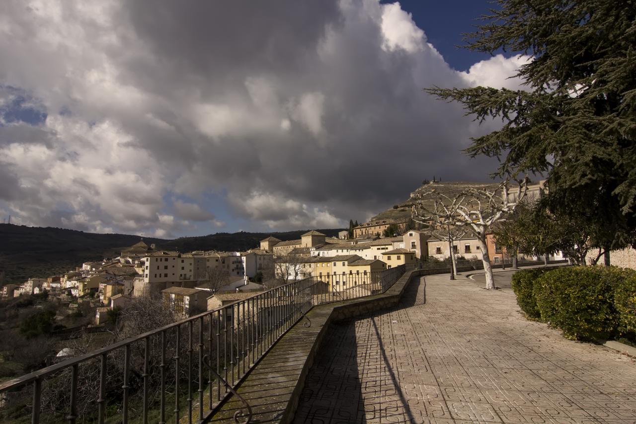 Hotel Mayno Pastrana Εξωτερικό φωτογραφία
