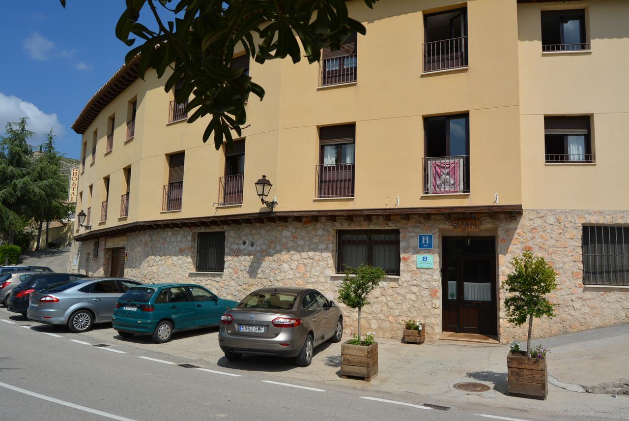 Hotel Mayno Pastrana Εξωτερικό φωτογραφία