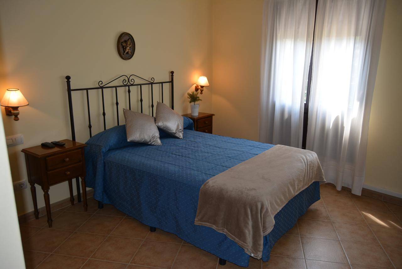 Hotel Mayno Pastrana Εξωτερικό φωτογραφία